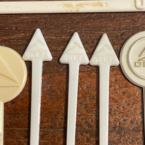 Vintage Collection of 97 Swizzle Sticks Drinks Mixer Airlines Hotels Bars - Picture 6 of 11